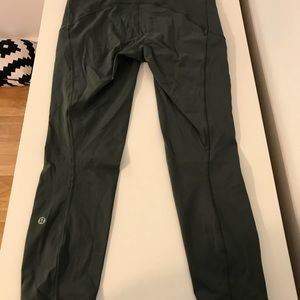 Lululemon Crop Leggings in limited edition color